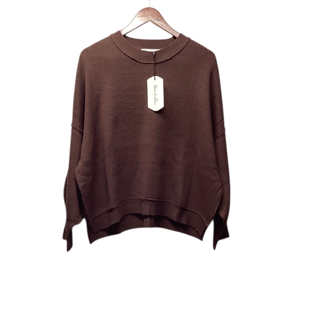 Vine & Love oversized Brown crew neck Sweater. Size Medium